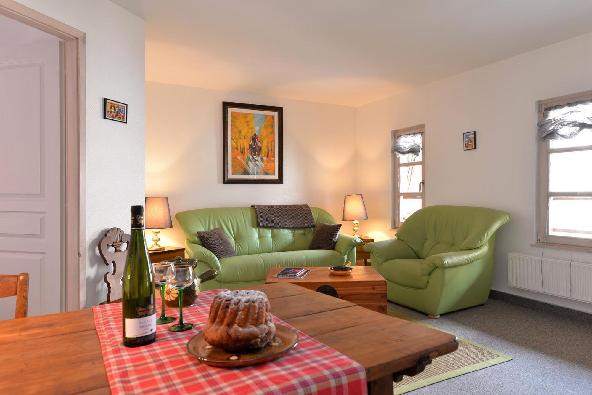 Domaine La Cour Des Nobles - Demeure, Maison Et Appartements Au Coeur De Riquewihr Oda fotoğraf
